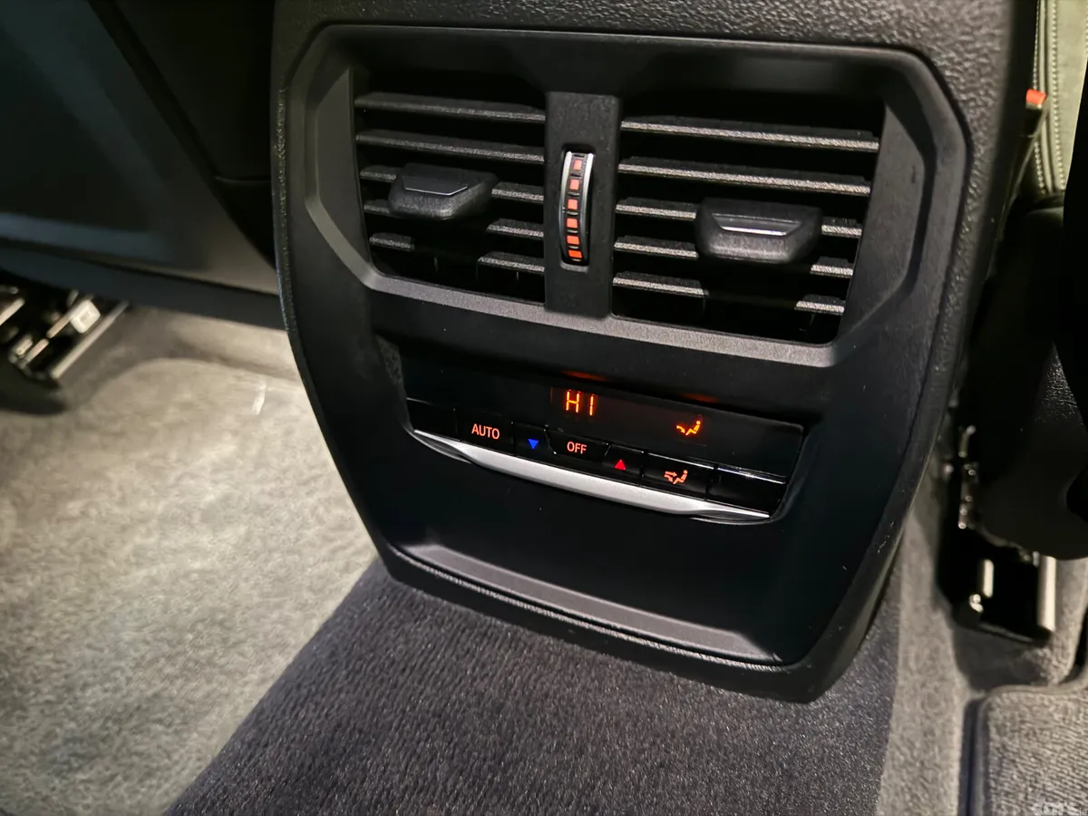 BMW 3-Series Estate, Petrol Plug-in Hybrid, 2022, Black