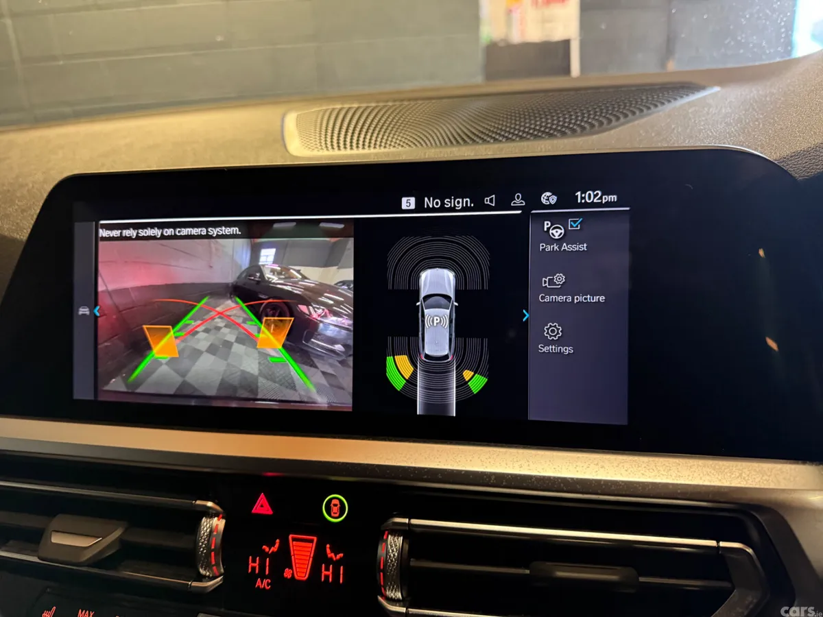 BMW 3-Series Estate, Petrol Plug-in Hybrid, 2022, Black