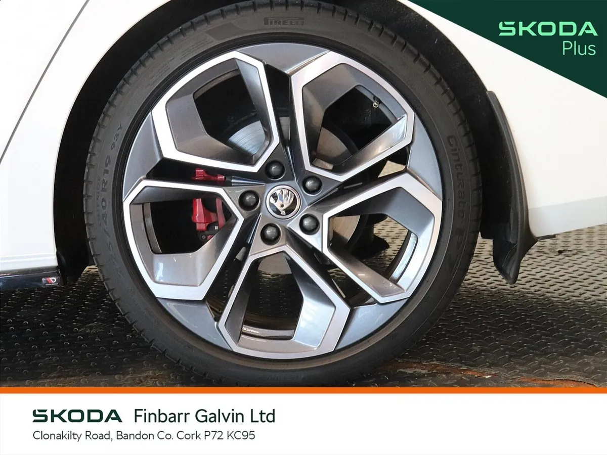 Skoda Octavia Estate, Diesel, 2024, White