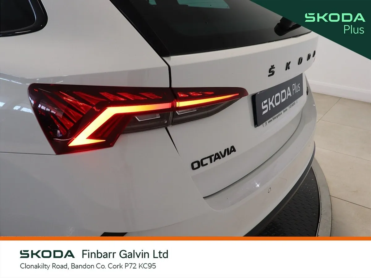 Skoda Octavia Estate, Diesel, 2024, White