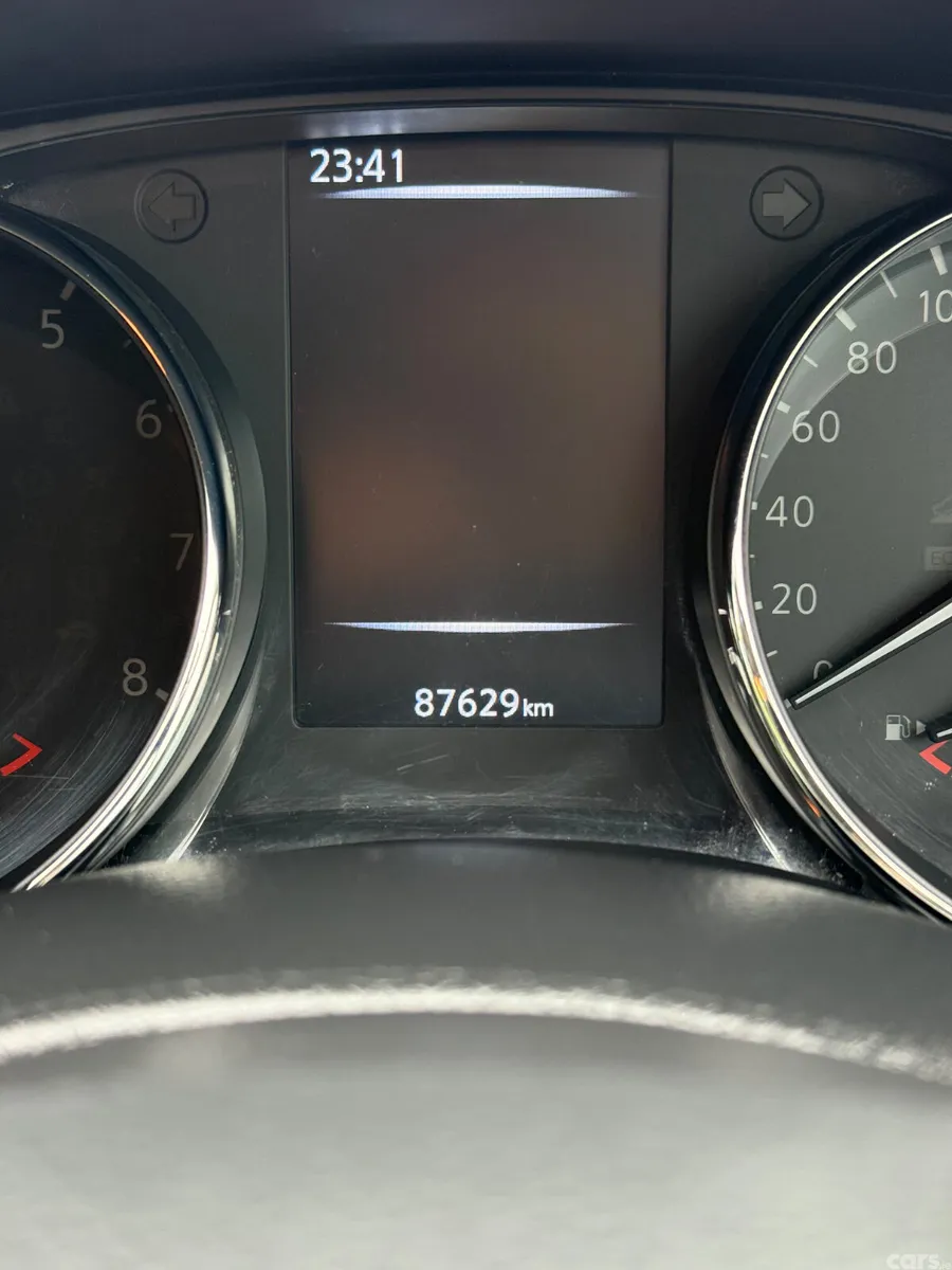 Nissan Qashqai SUV, Petrol, 2017, Grey