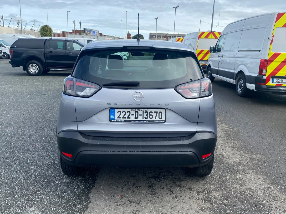 Opel Crossland SUV, Diesel, 2022, Grey