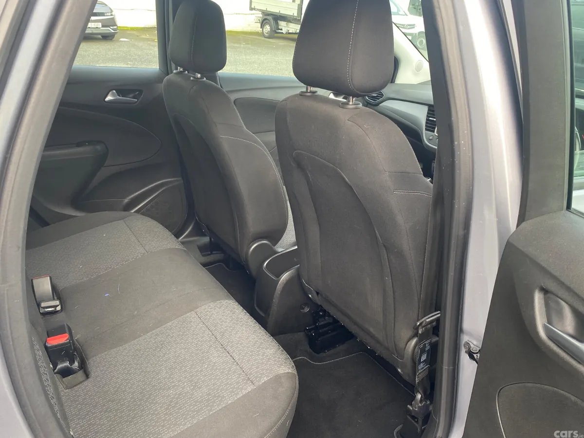 Opel Crossland SUV, Diesel, 2022, Grey