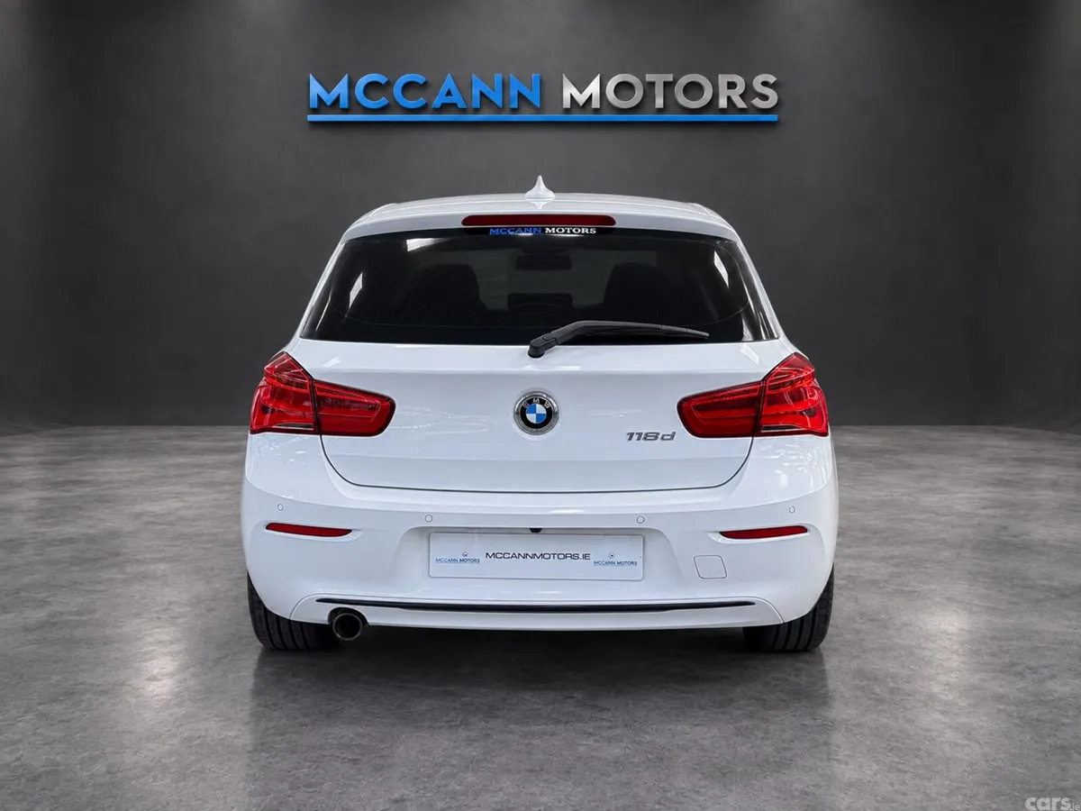 BMW 1-Series Hatchback, Diesel, 2017, White