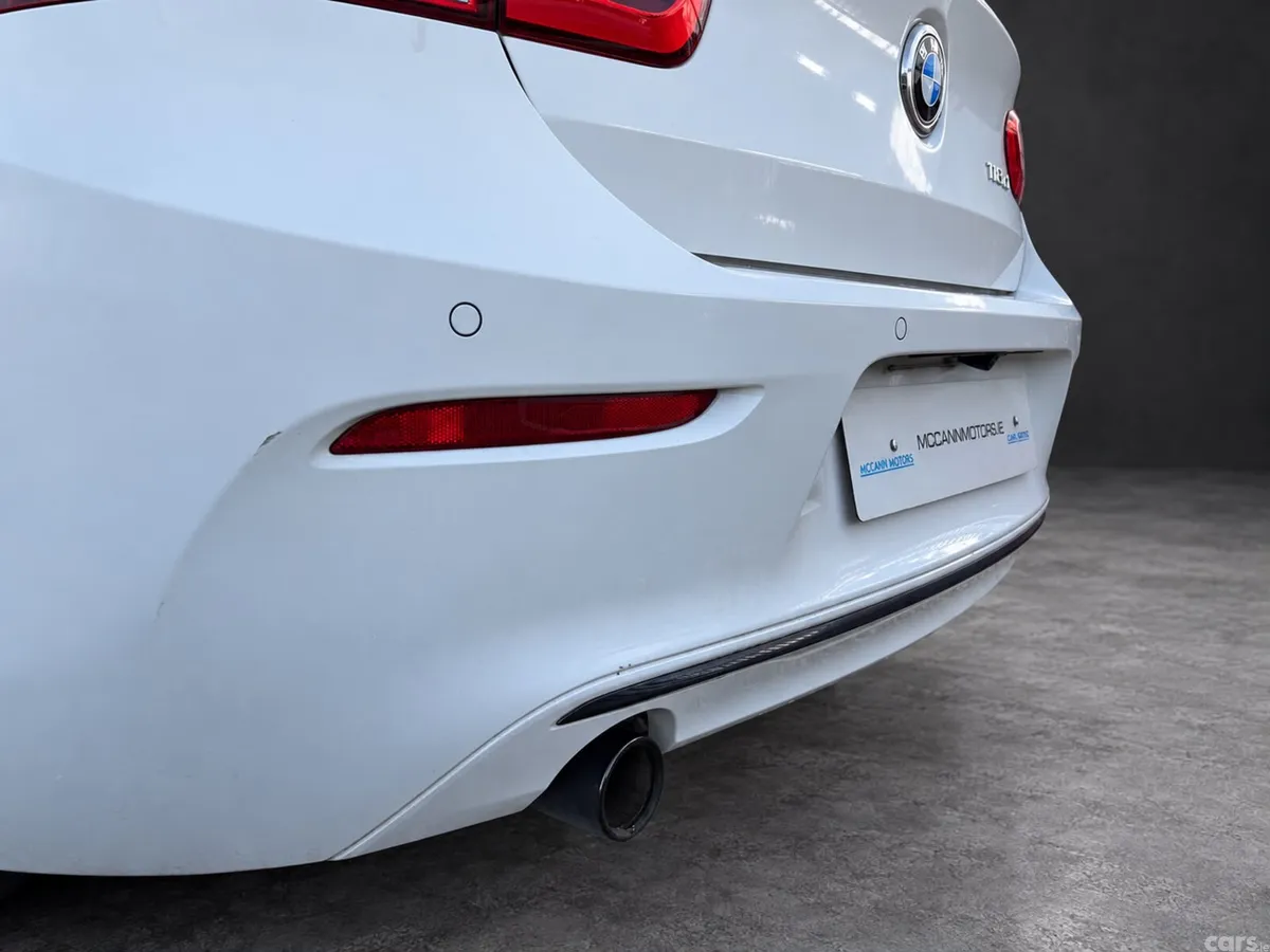 BMW 1-Series Hatchback, Diesel, 2017, White