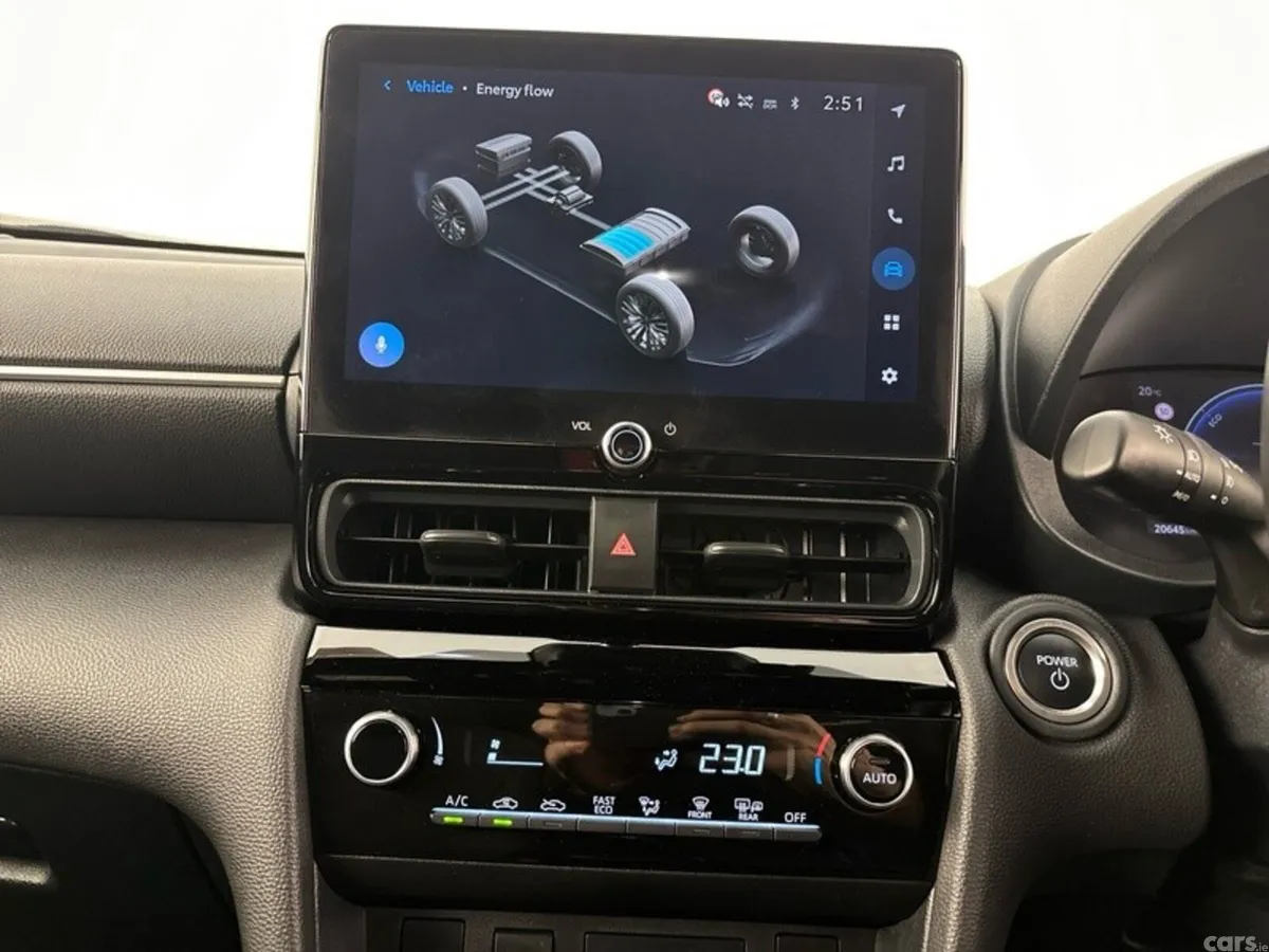 Toyota Yaris Cross Hatchback, Petrol Hybrid, 2026, Grey