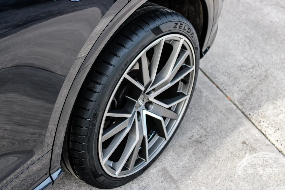 Audi Q5 SUV, Diesel, 2019, Blue