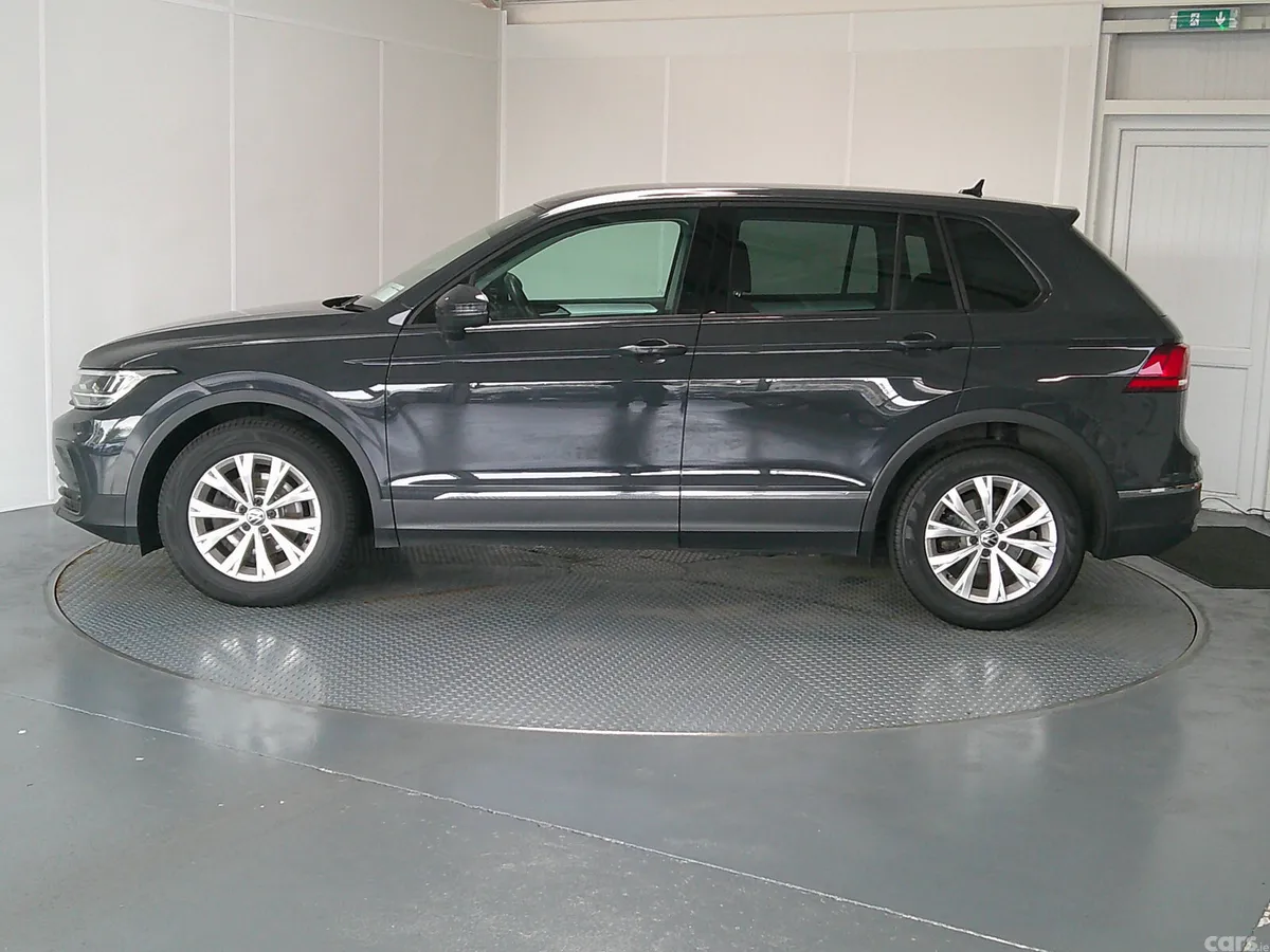 Volkswagen Tiguan SUV, Diesel, 2021, Grey