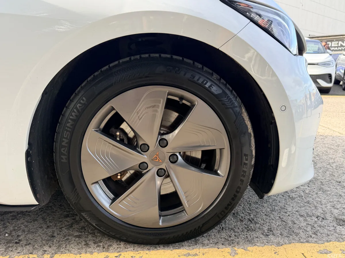 Cupra Born Estate, Electric, 2023, White