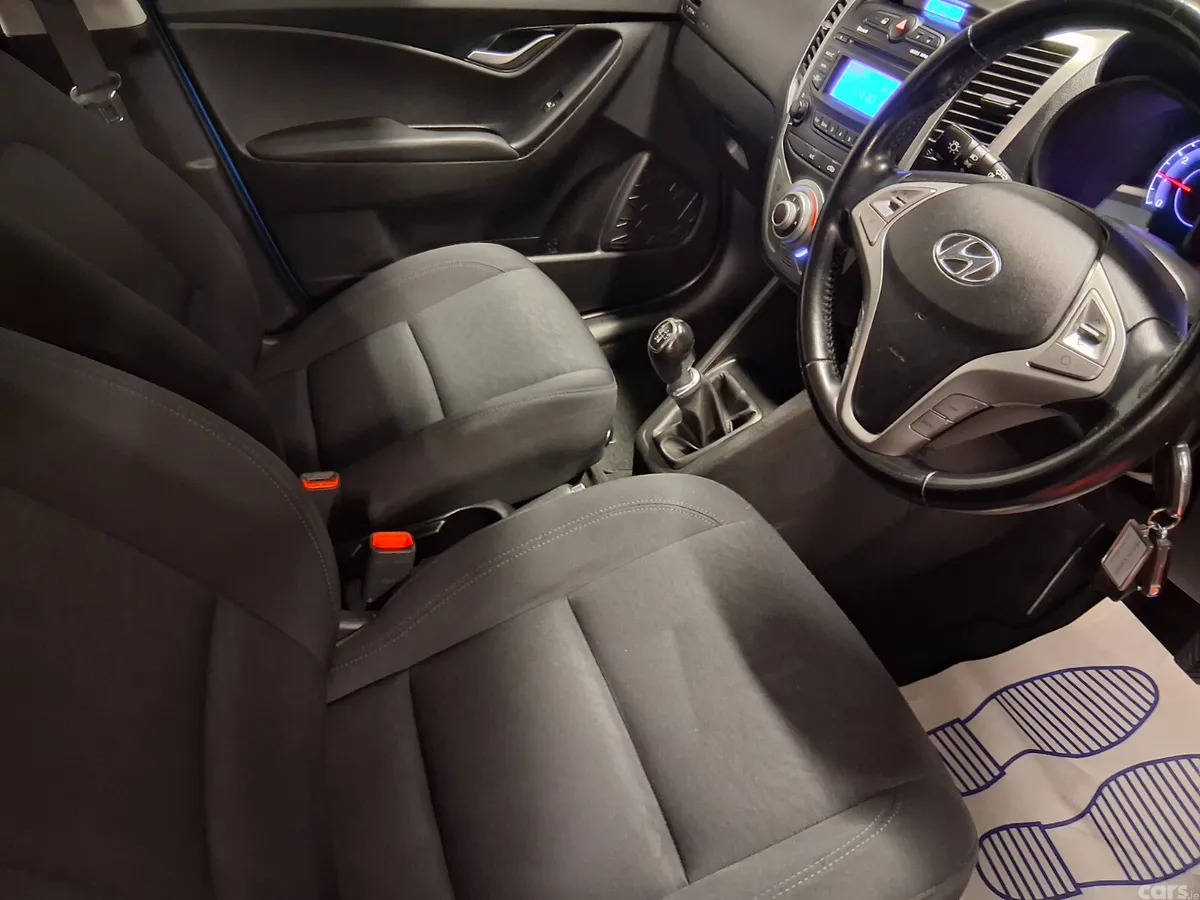 Hyundai ix20 MPV, Petrol, 2018, Blue