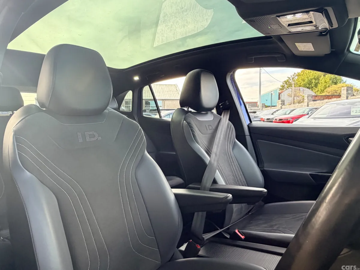 Volkswagen ID.4 Estate, Electric, 2023, Blue