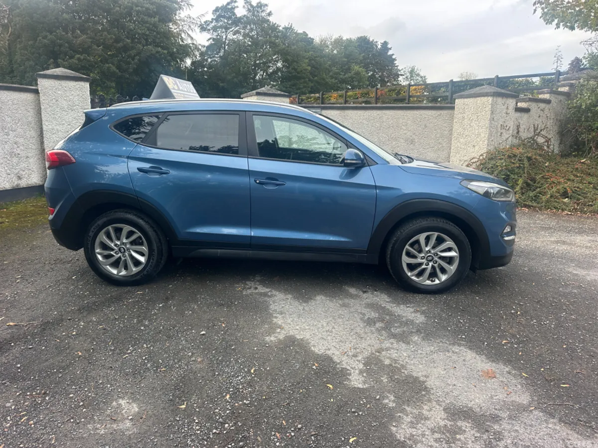 Hyundai Tucson SUV, Diesel, 2016, Blue