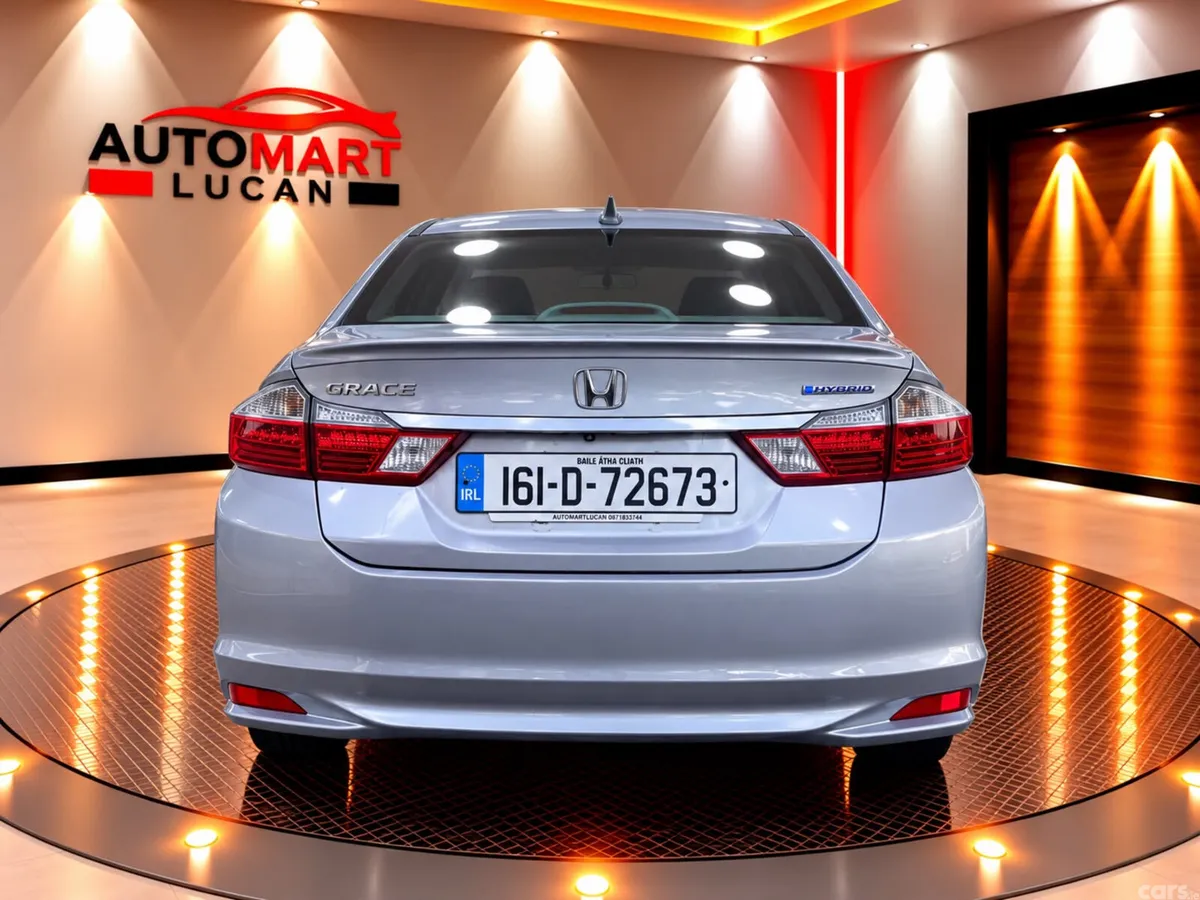 Honda Grace Saloon, Petrol Hybrid, 2016, Silver