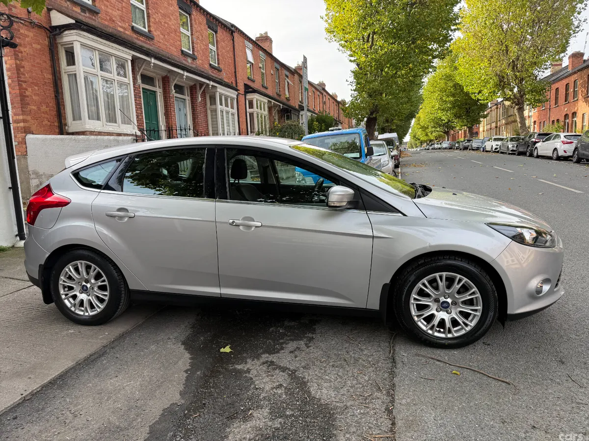 Ford Focus Hatchback, Diesel, 2013, Silver