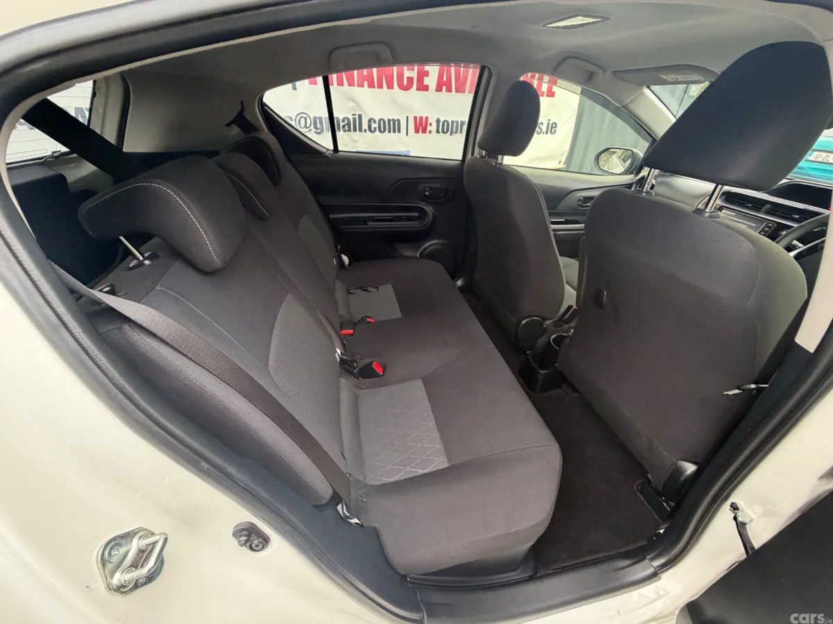 Toyota Aqua Hatchback, Petrol Hybrid, 2021, White