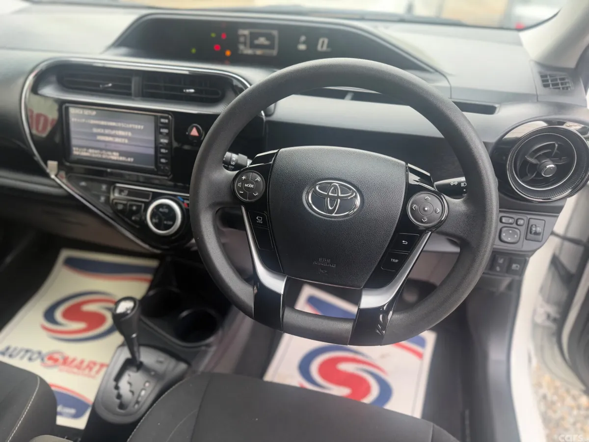 Toyota Aqua Hatchback, Petrol Hybrid, 2021, White