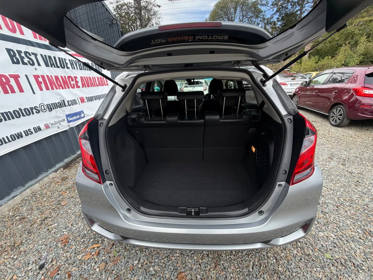 Honda Fit Hatchback, Petrol Hybrid, 2019, Grey
