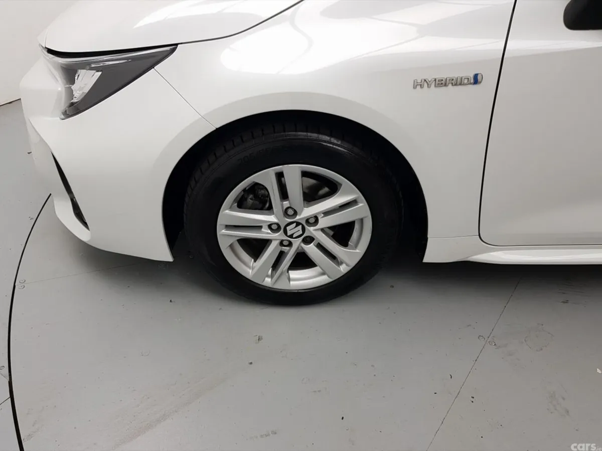 Suzuki Swace Estate, Petrol Hybrid, 2023, White