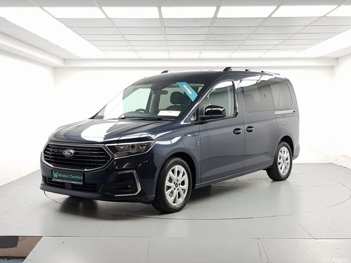 Ford Tourneo MPV, Petrol Plug-in Hybrid, 2025, Blue