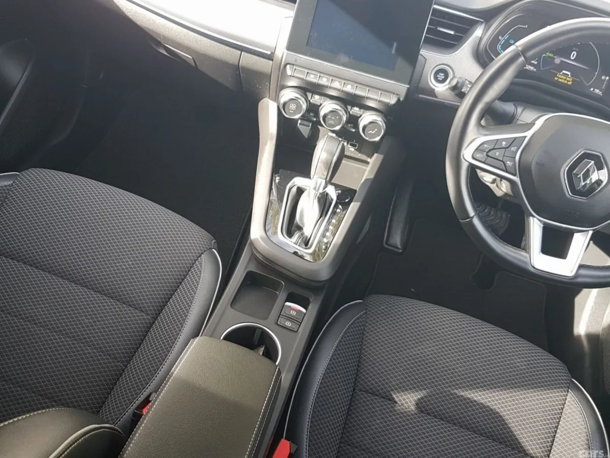 Renault Arkana SUV, Petrol, 2022, White