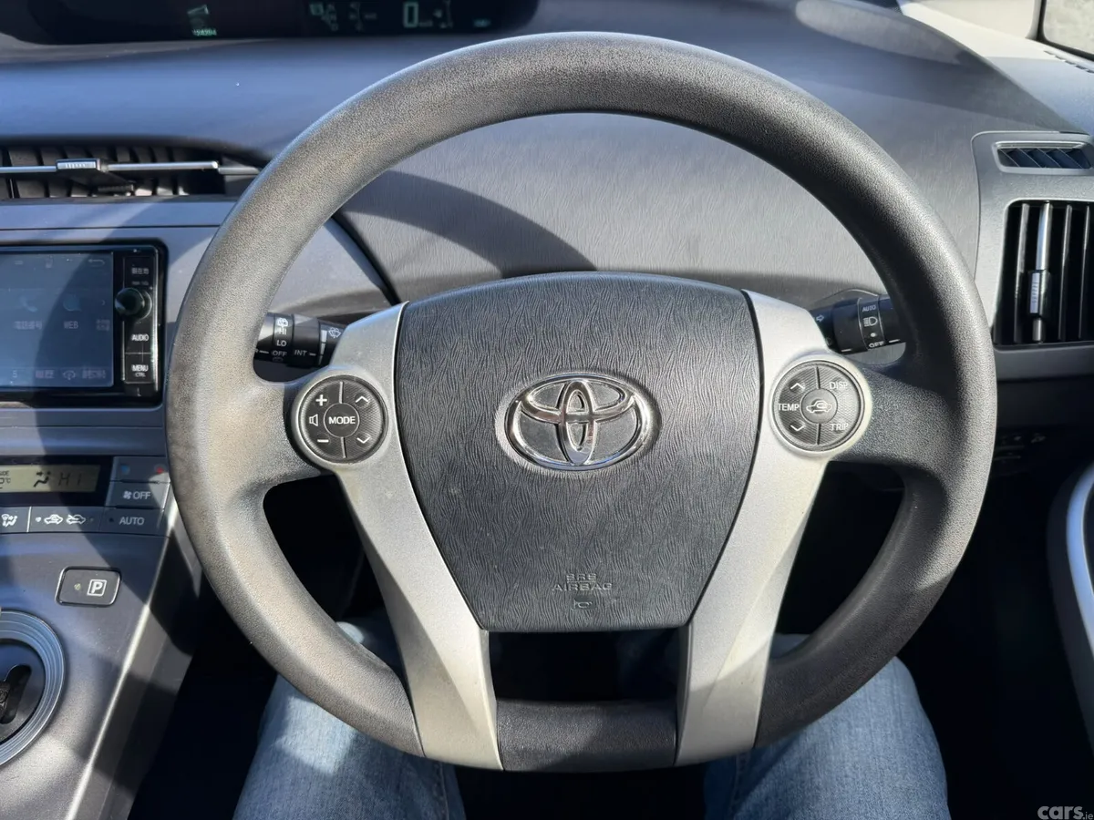 Toyota Prius Hatchback, Petrol Hybrid, 2015, White