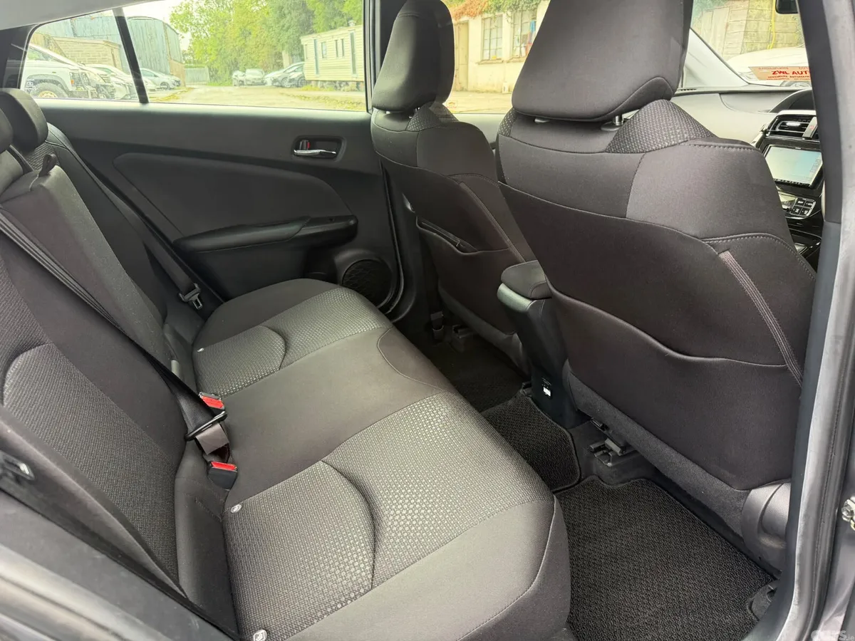Toyota Prius Hatchback, Petrol Hybrid, 2020, Grey