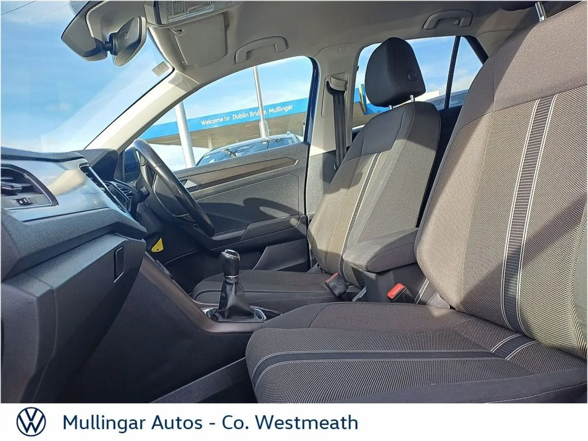 Volkswagen T-Roc SUV, Diesel, 2019, Blue