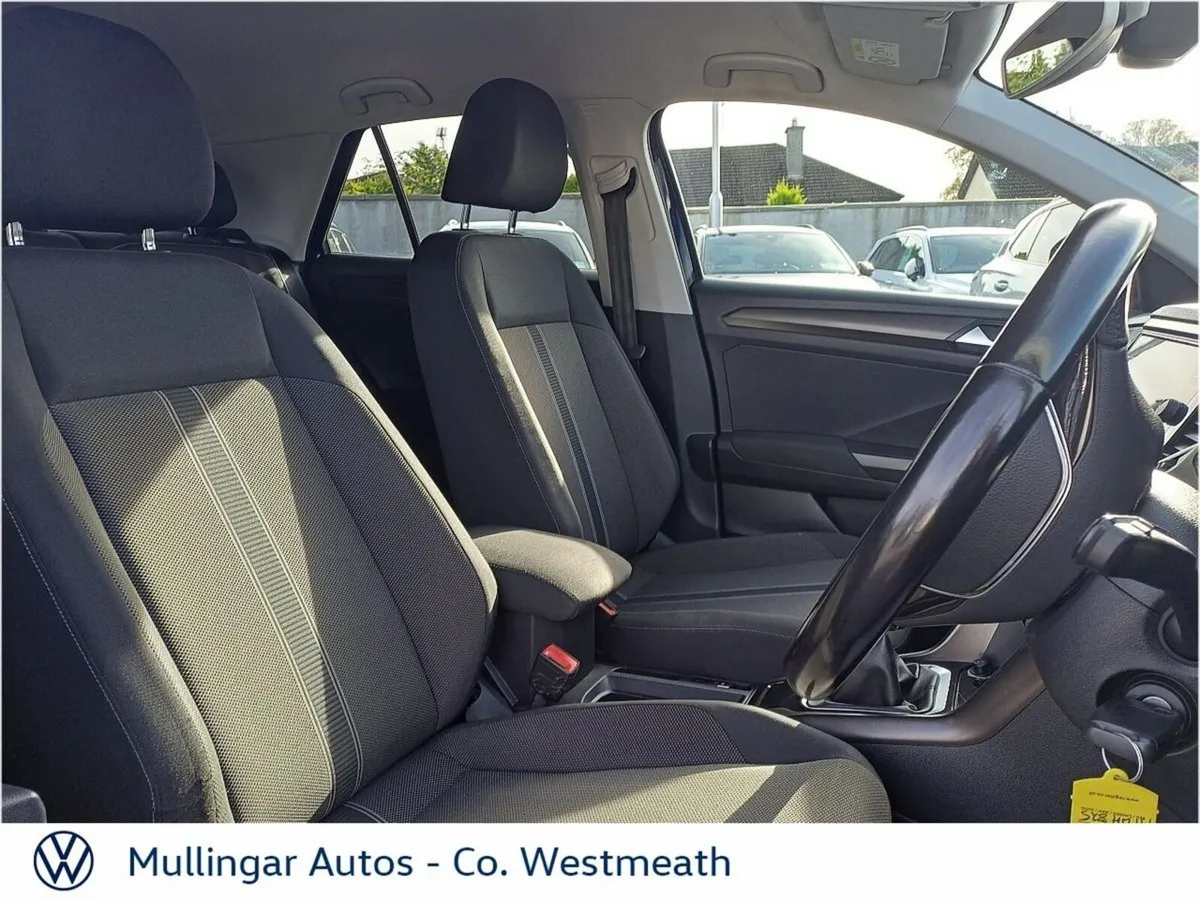 Volkswagen T-Roc SUV, Diesel, 2019, Blue