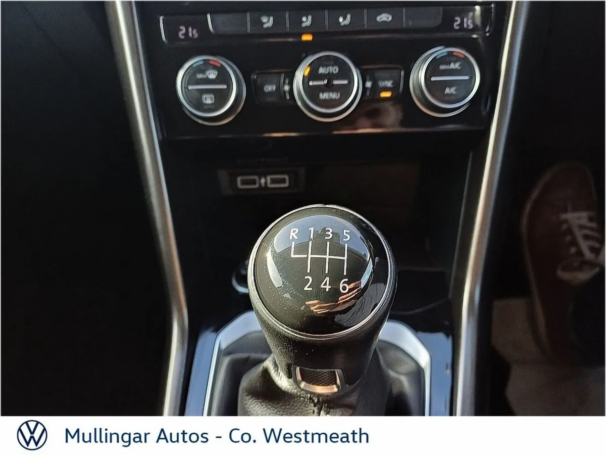 Volkswagen T-Roc SUV, Diesel, 2019, Blue