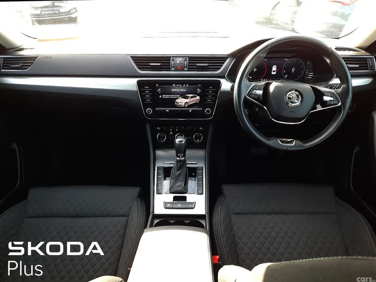 Skoda Superb Saloon, Diesel, 2023, Blue