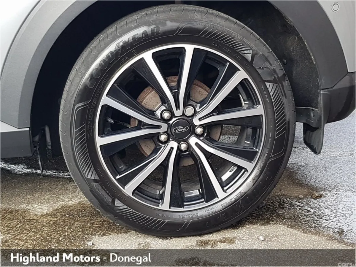 Ford Puma MPV, Petrol Hybrid, 2023, Grey