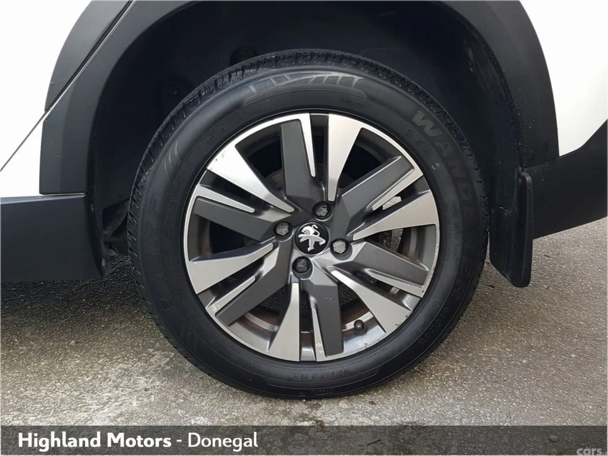 Peugeot 2008 Estate, Diesel, 2020, White
