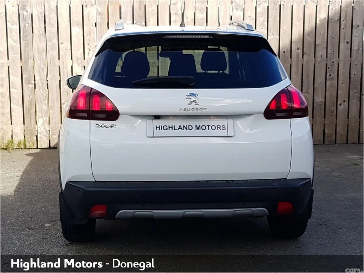 Peugeot 2008 Estate, Diesel, 2020, White