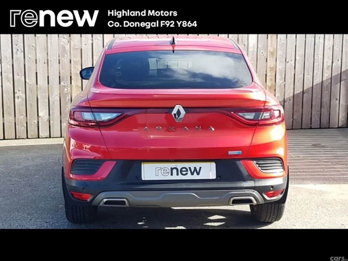 Renault Arkana Hatchback, Petrol, 2022, Red