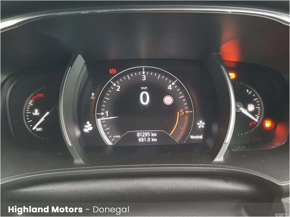 Renault Megane Hatchback, Diesel, 2020, Grey