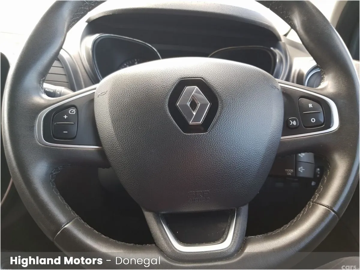 Renault Captur Hatchback, Diesel, 2018, Blue