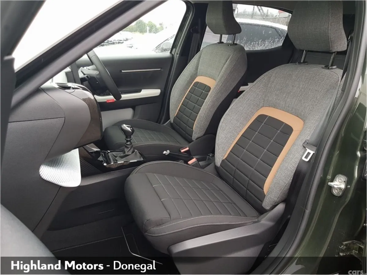 Citroen C3 Aircross MPV, Petrol, 2026, Green