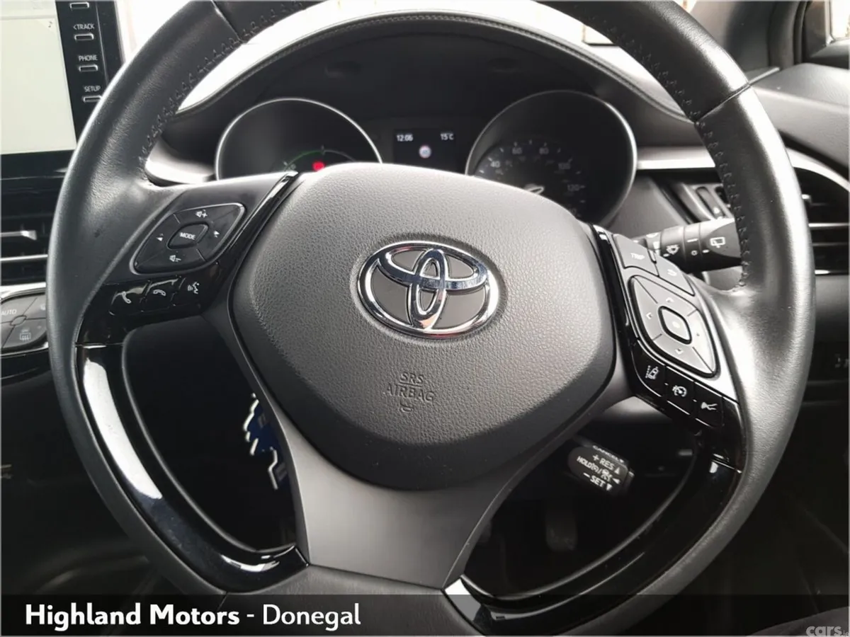 Toyota C-HR Hatchback, Petrol Hybrid, 2023, White