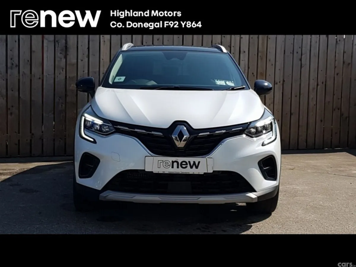 Renault Captur Hatchback, Petrol, 2024, White