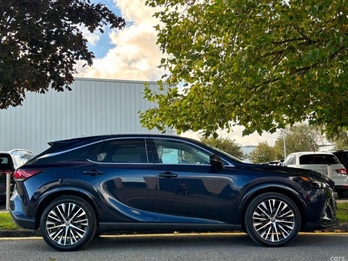 Lexus RX450H+ SUV, Petrol Plug-in Hybrid, 2023, Blue