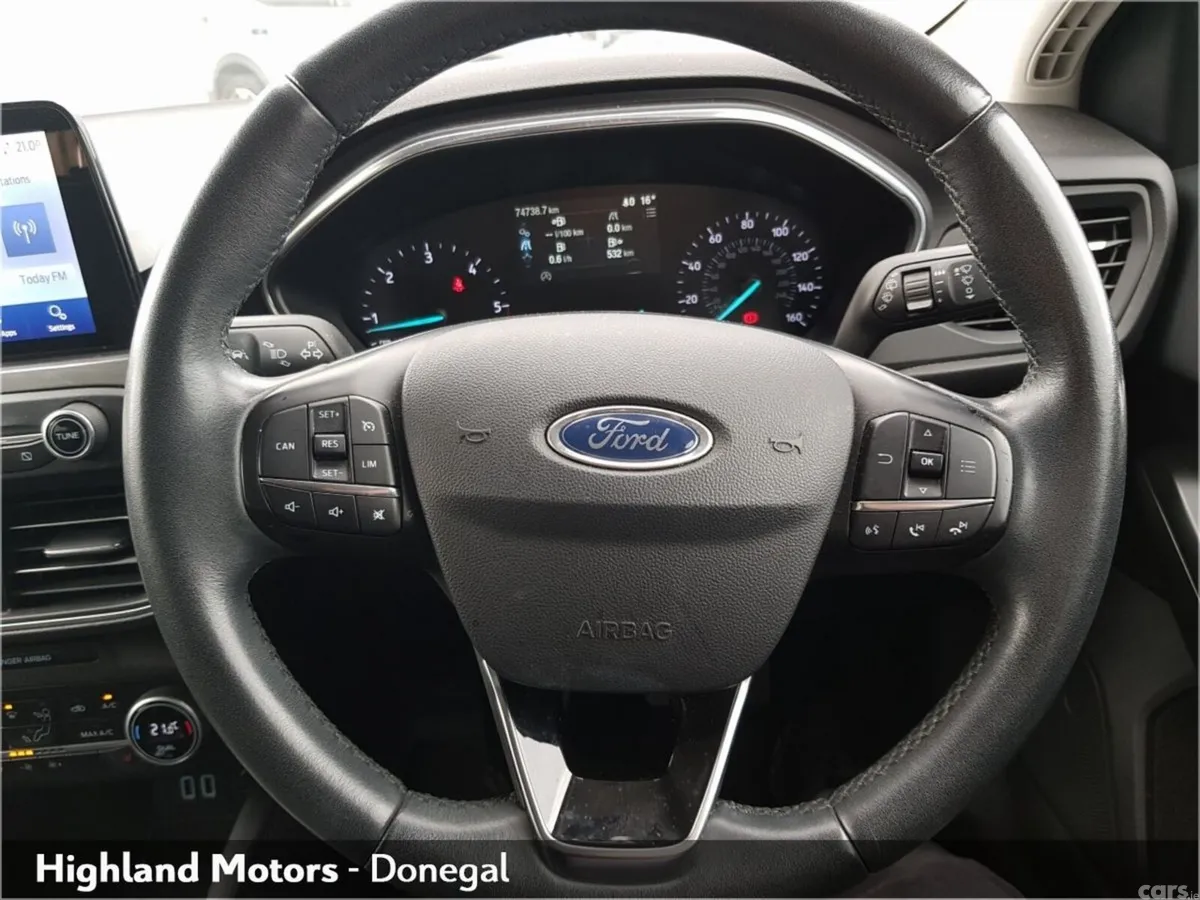 Ford Focus Hatchback, Diesel, 2021, Black