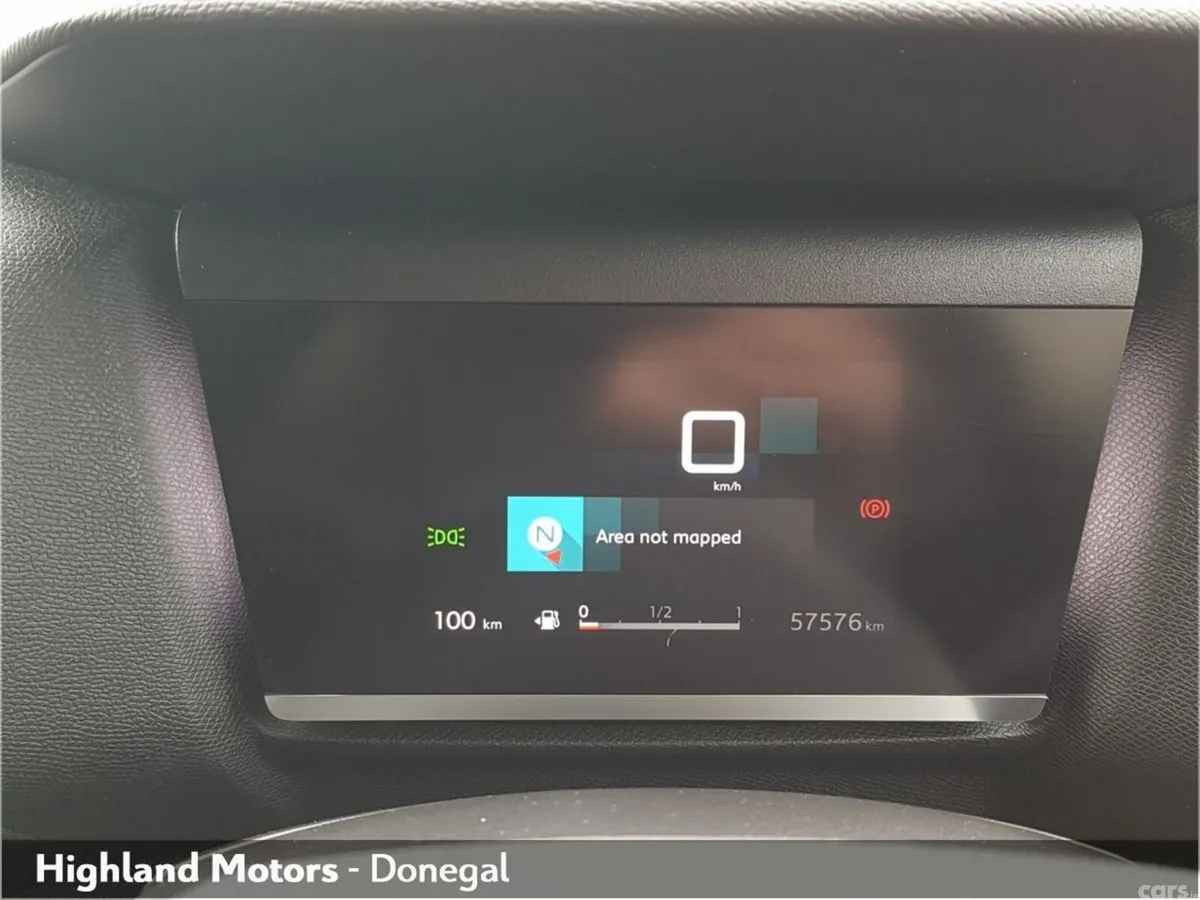 Citroen C4 Hatchback, Petrol, 2023, Grey