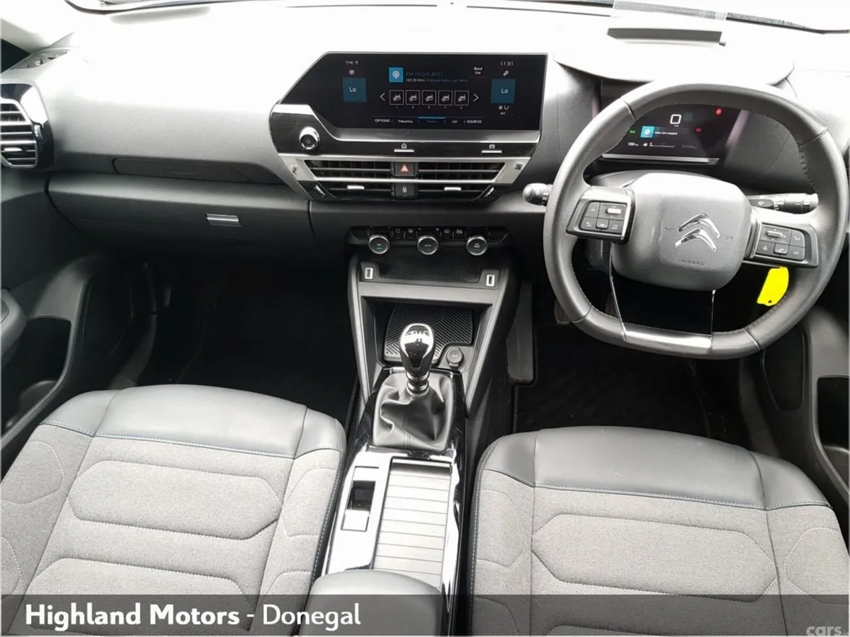 Citroen C4 Hatchback, Petrol, 2023, Grey