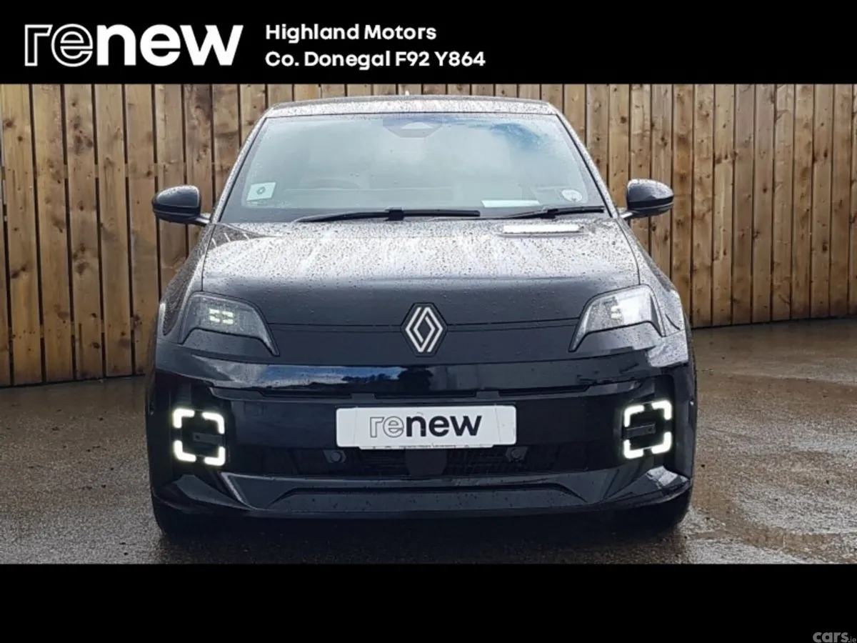 Renault 5 Hatchback, Electric, 2026, Black