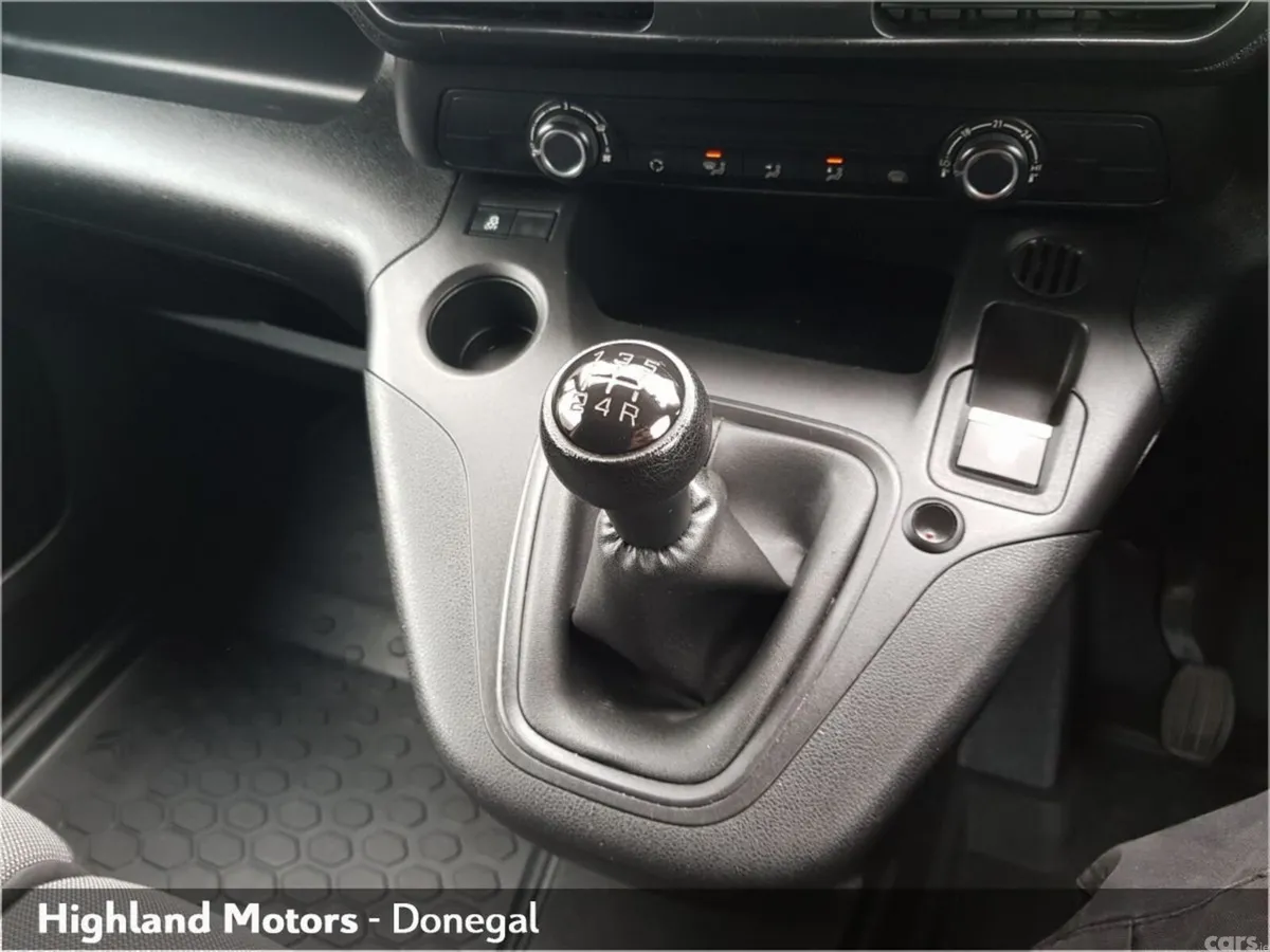 Citroen Berlingo MPV, Diesel, 2020, White