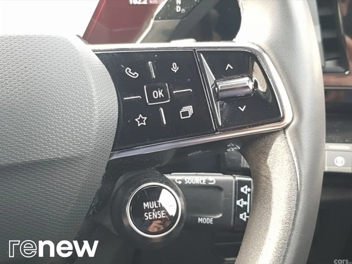 Renault Rafale SUV, Petrol Hybrid, 2024, Black