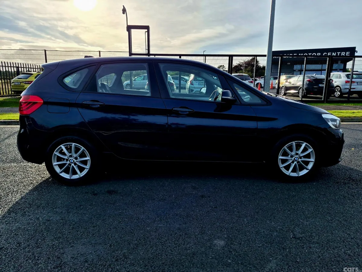 BMW 2-Series Hatchback, Diesel, 2015, Blue