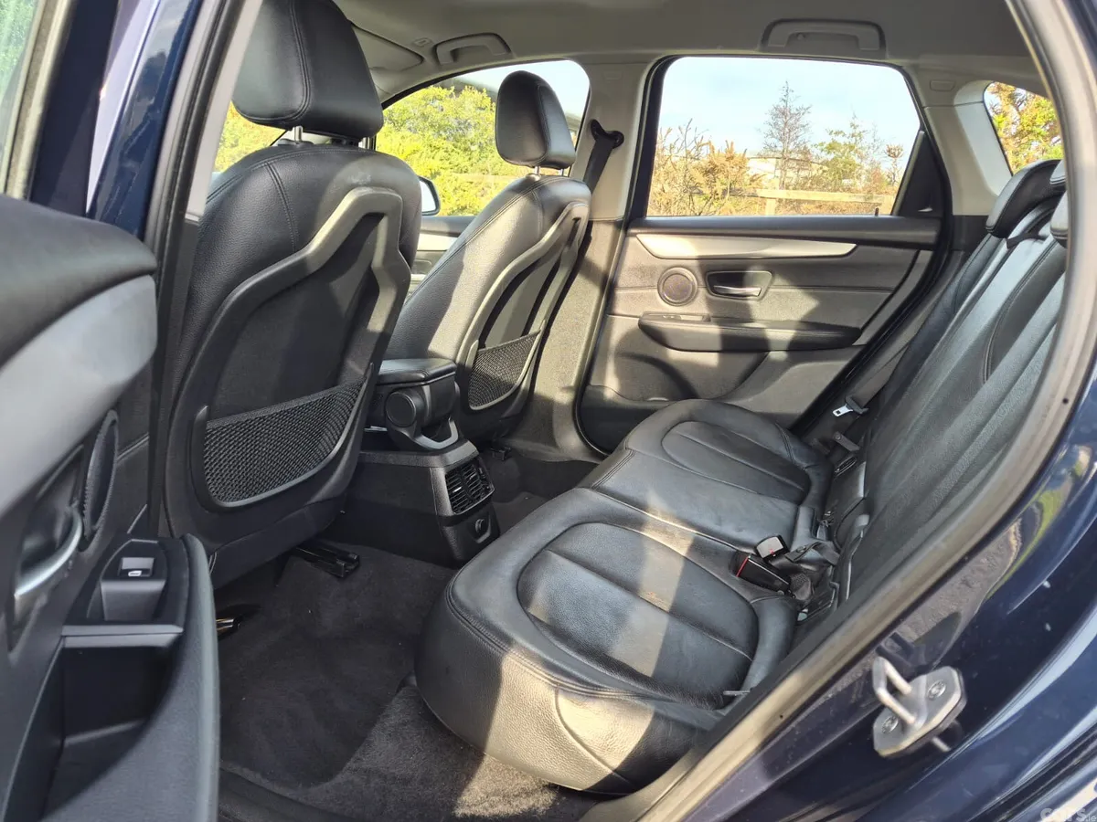 BMW 2-Series Hatchback, Diesel, 2015, Blue
