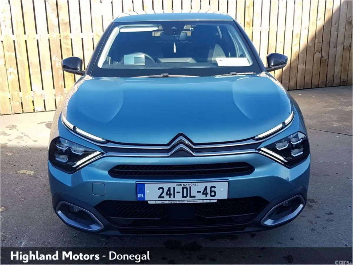 Citroen C4 Hatchback, Diesel, 2024, Blue