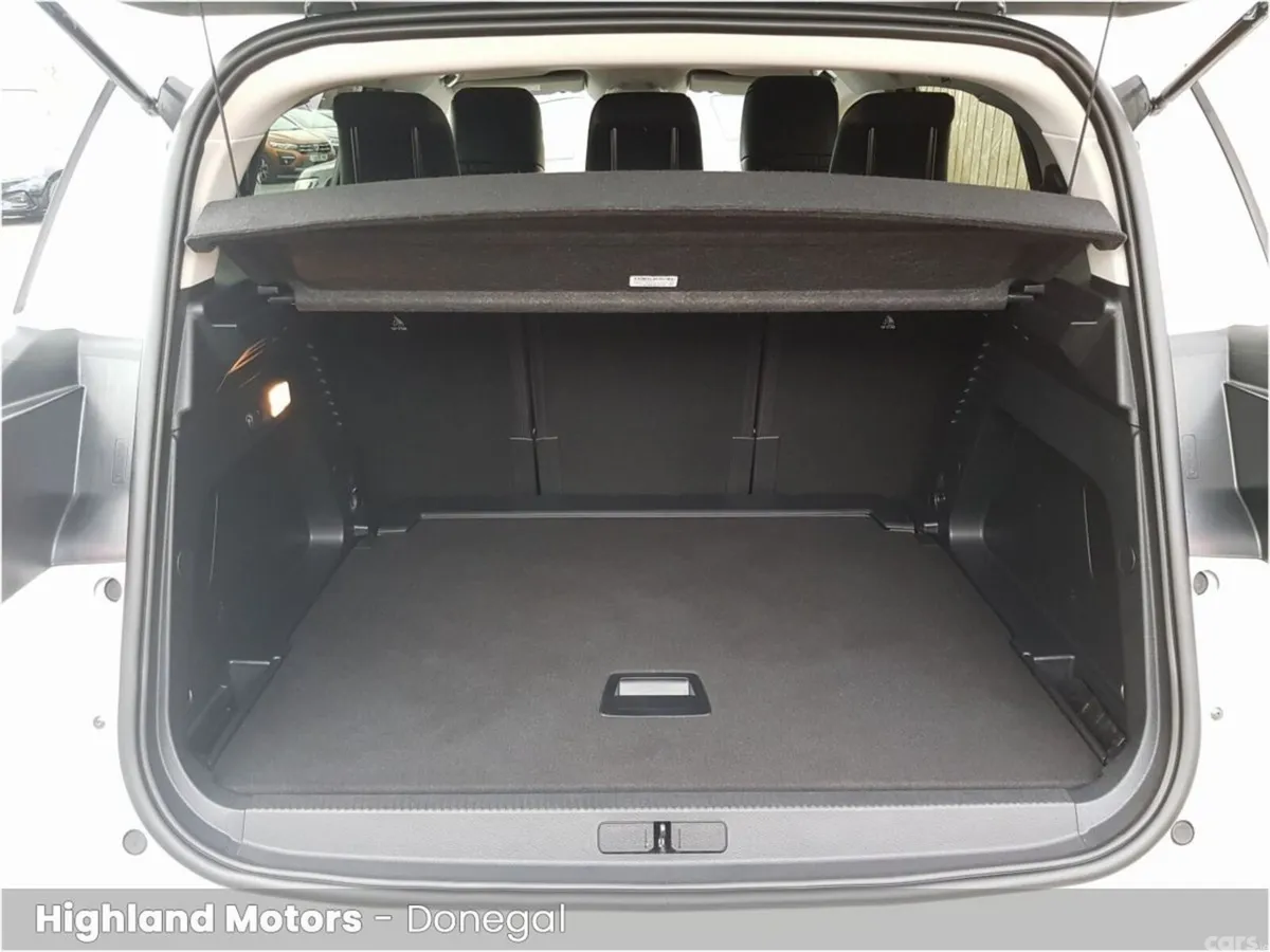 Citroen C5 Aircross MPV, Petrol, 2024, White